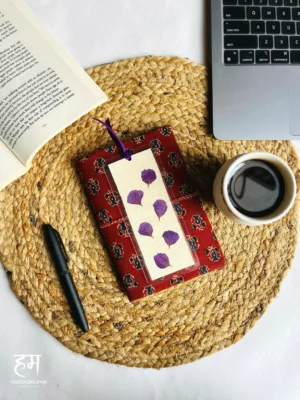 Handcrafted Dried Flower Bookmark - Purple Spread