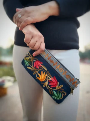 Hand Embroidered Kashmiri Kit